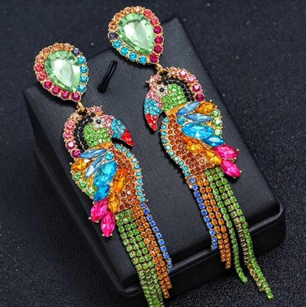 5" DESIGNER PARROT EARRINGS❣